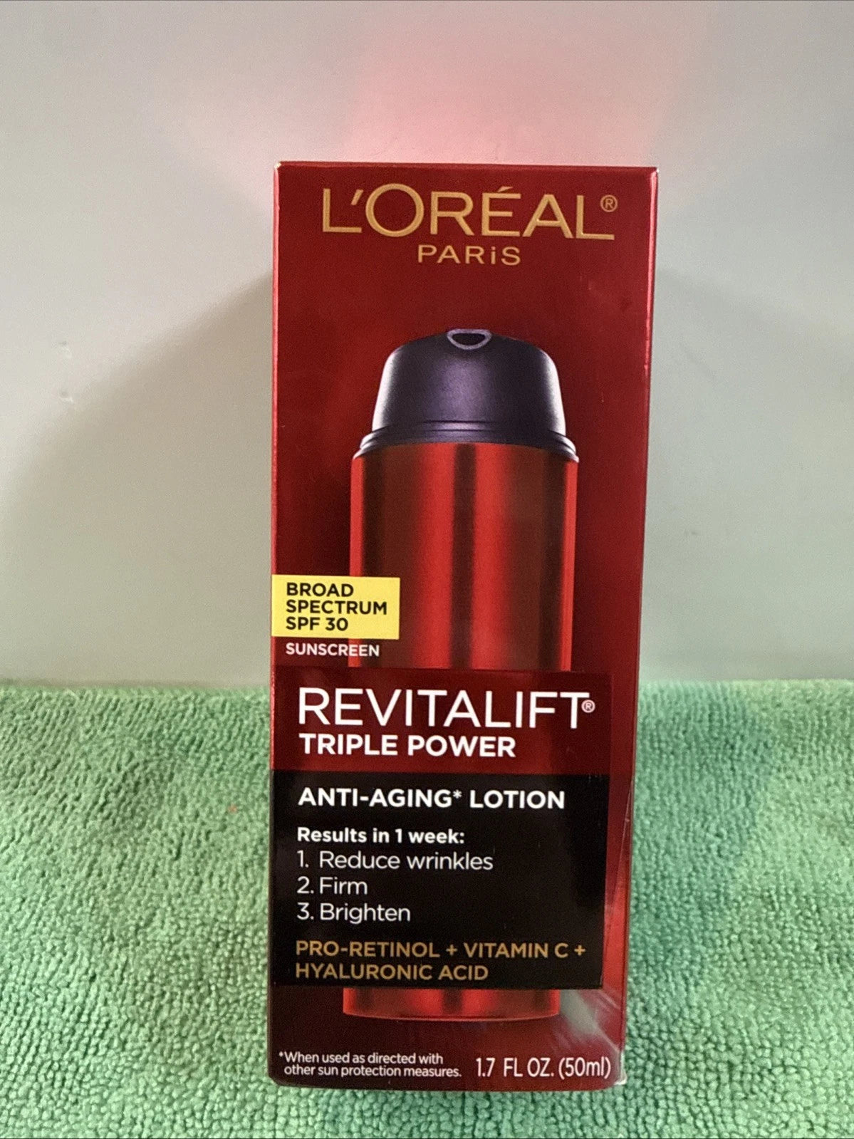 L'Oreal Paris Revitalift Triple Power Anti-Aging Lotion SPF 30